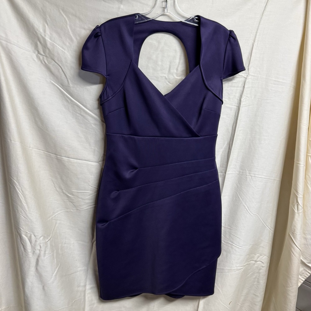 Guess Purple Keyhole Back Fitted Formal Dress Cocktail Midi Length Size 10